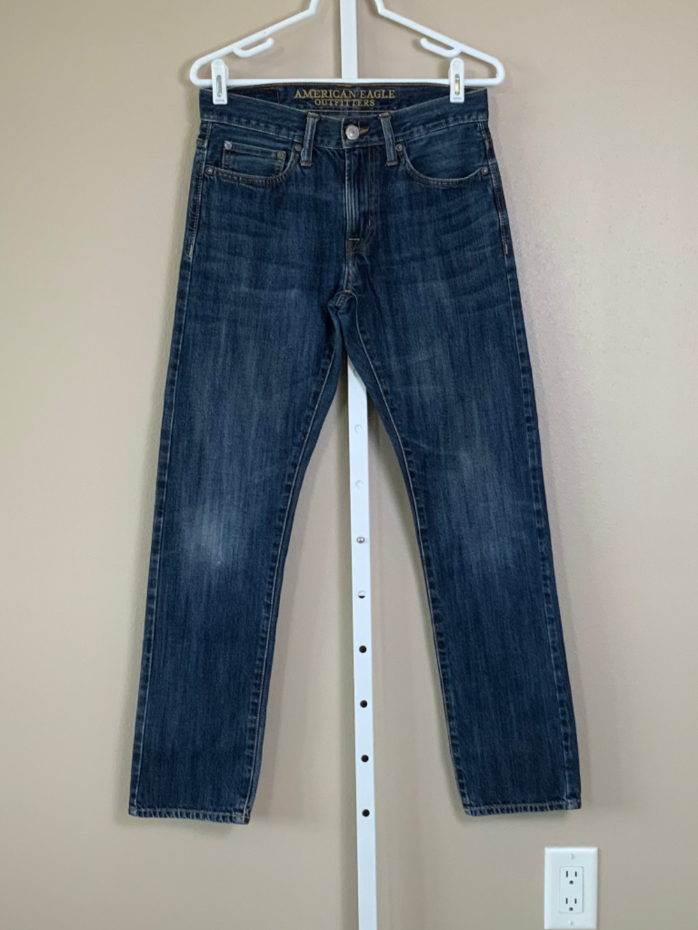 American Eagle Distressed Wash Slim Jeans